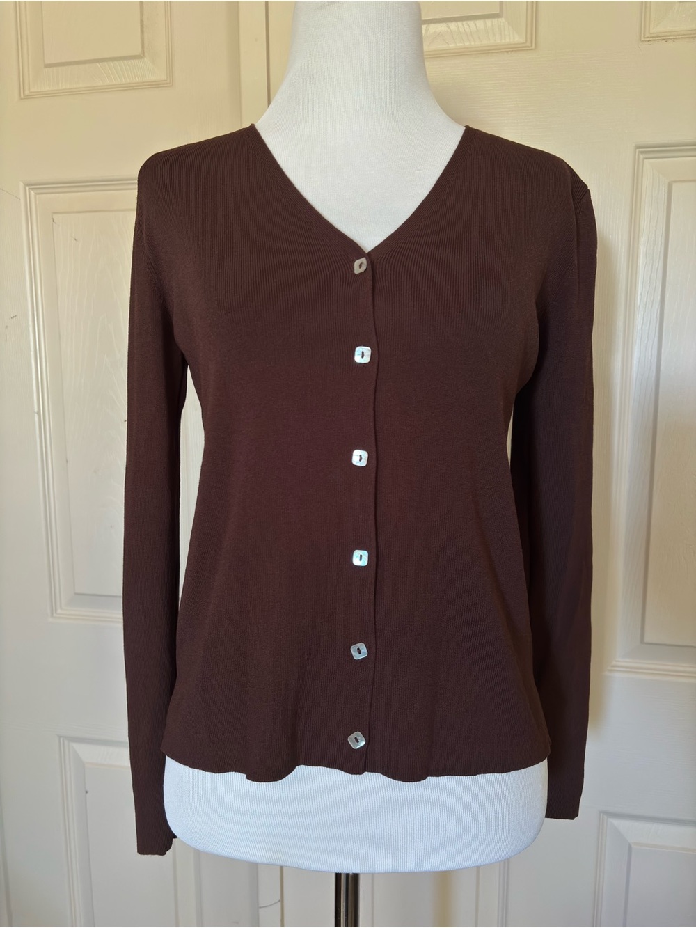 Vintage 90s V-Neck Brown Women's Cardigan Sweater